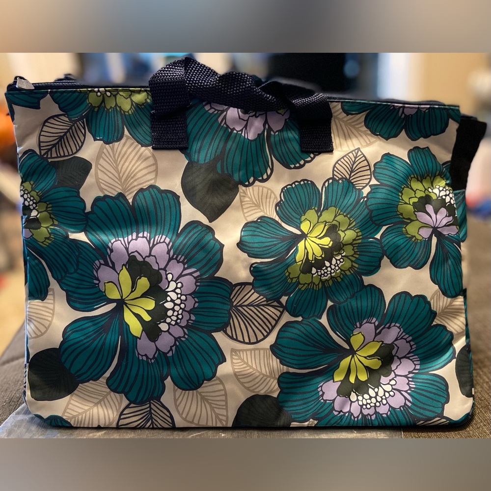 Thirty-one Fall Fortunes Golden Apple Tote
